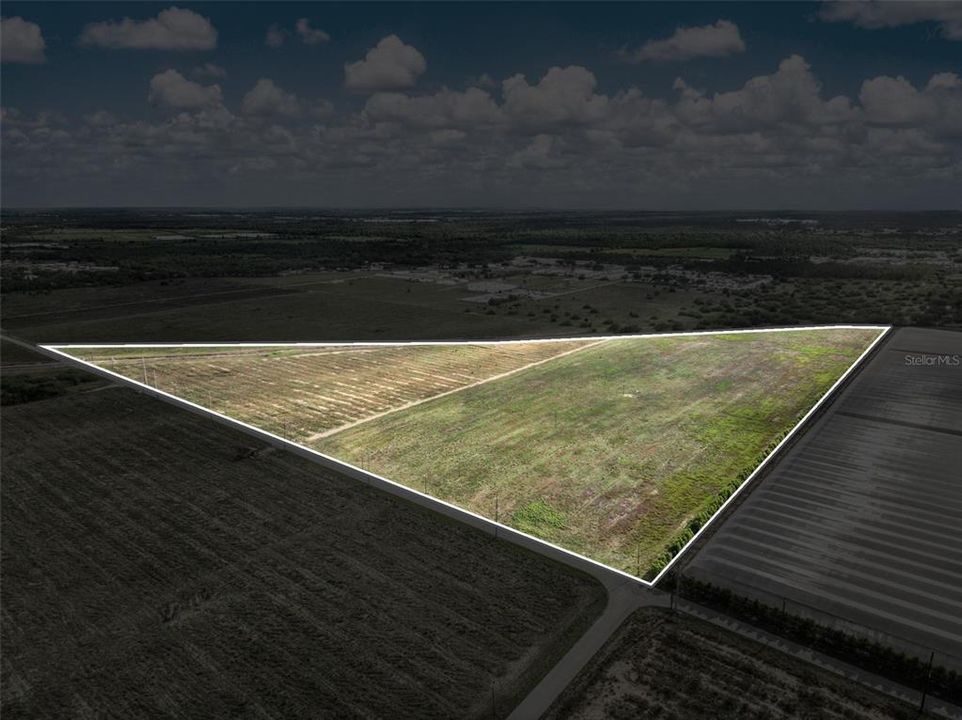 En Venta: $1,312,850 (37.51 acres)