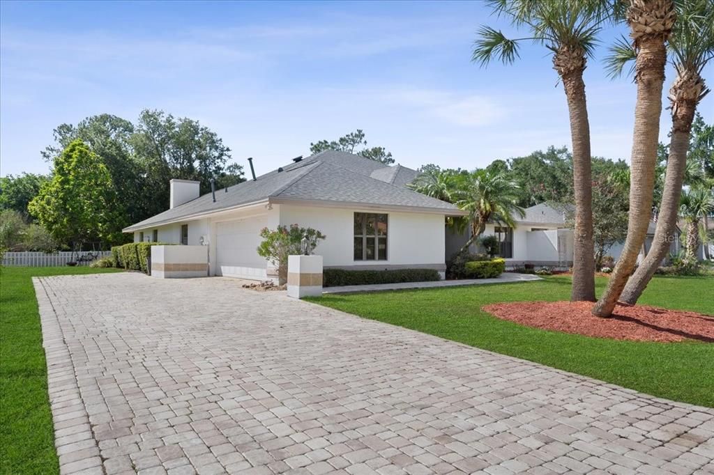 Recently Sold: $460,000 (4 beds, 2 baths, 2710 Square Feet)