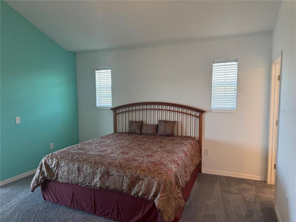 For Sale: $199,900 (3 beds, 2 baths, 1320 Square Feet)