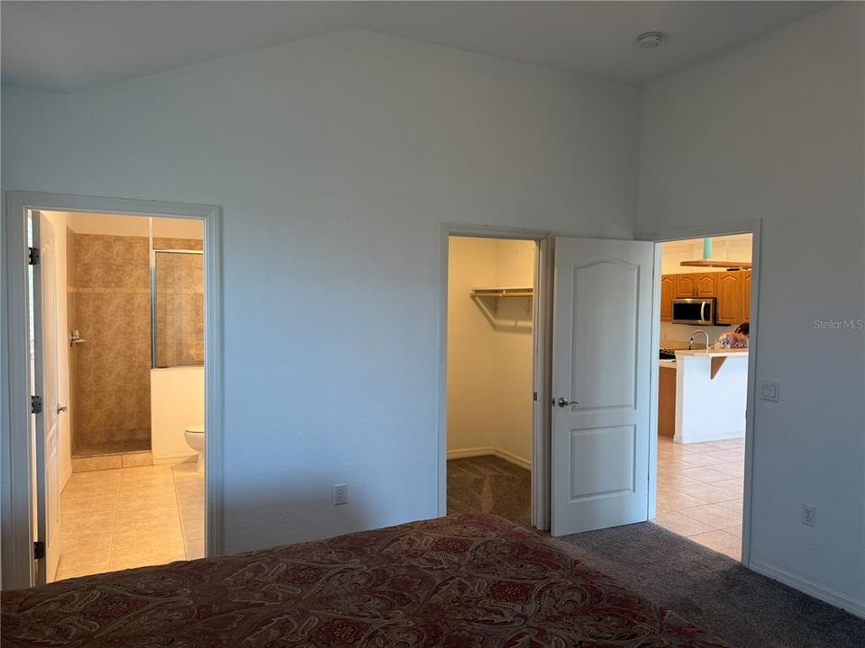 For Sale: $199,900 (3 beds, 2 baths, 1320 Square Feet)