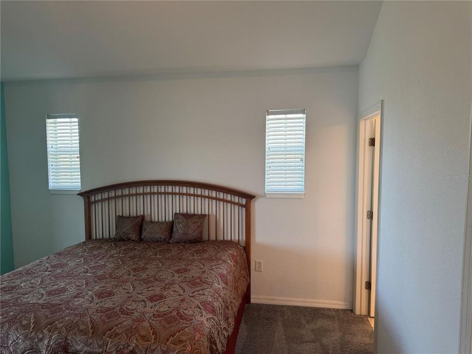 For Sale: $199,900 (3 beds, 2 baths, 1320 Square Feet)