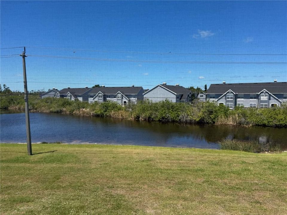 For Sale: $199,900 (3 beds, 2 baths, 1320 Square Feet)