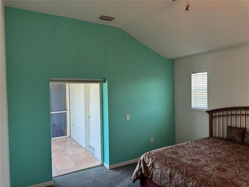 For Sale: $199,900 (3 beds, 2 baths, 1320 Square Feet)