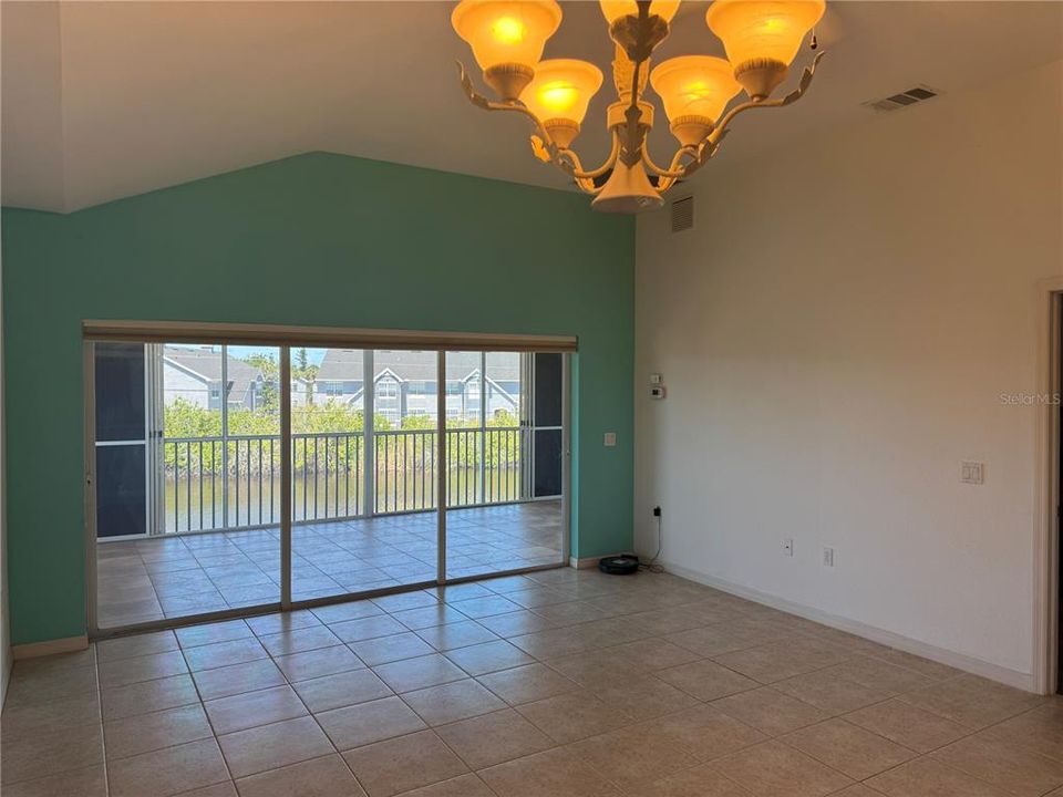 For Sale: $199,900 (3 beds, 2 baths, 1320 Square Feet)