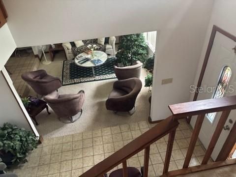 Activo con contrato: $469,000 (4 camas, 2 baños, 2900 Pies cuadrados)