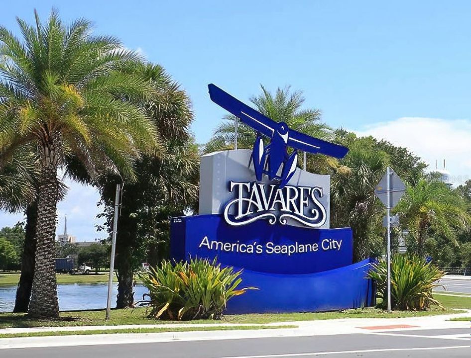 На продажу: $200,000 (0.59 acres)