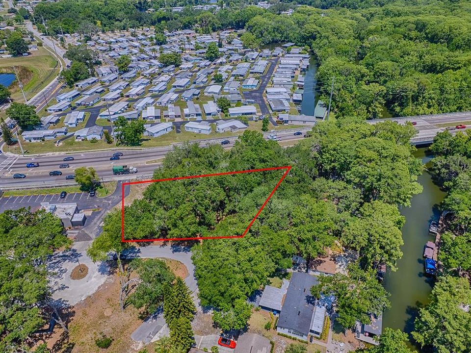 На продажу: $200,000 (0.59 acres)