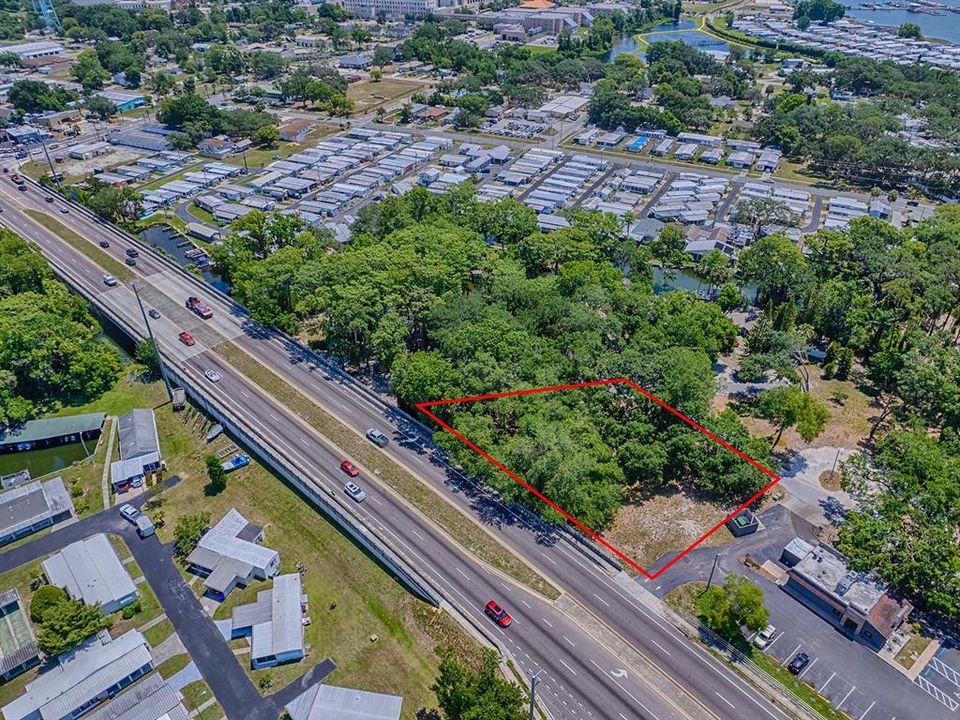 На продажу: $200,000 (0.59 acres)