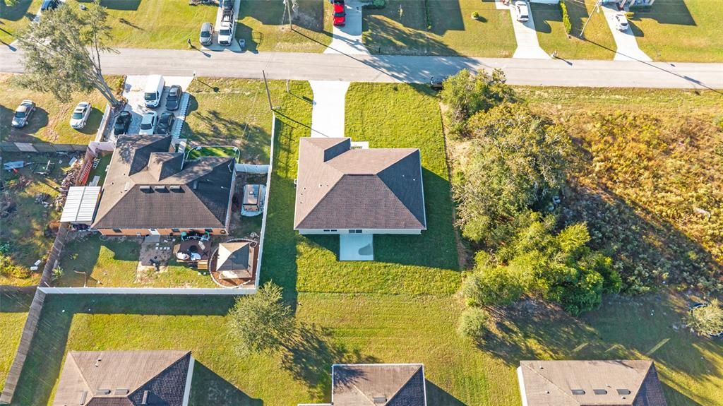 For Sale: $365,000 (3 beds, 2 baths, 1621 Square Feet)