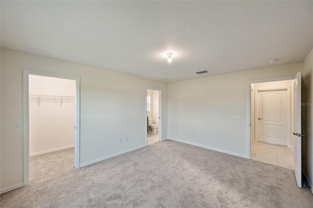 For Sale: $365,000 (3 beds, 2 baths, 1621 Square Feet)