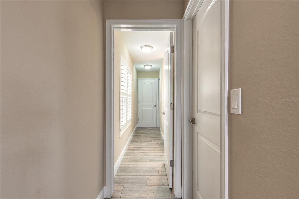 合同活跃: $749,000 (4 贝兹, 3 浴室, 3040 平方英尺)