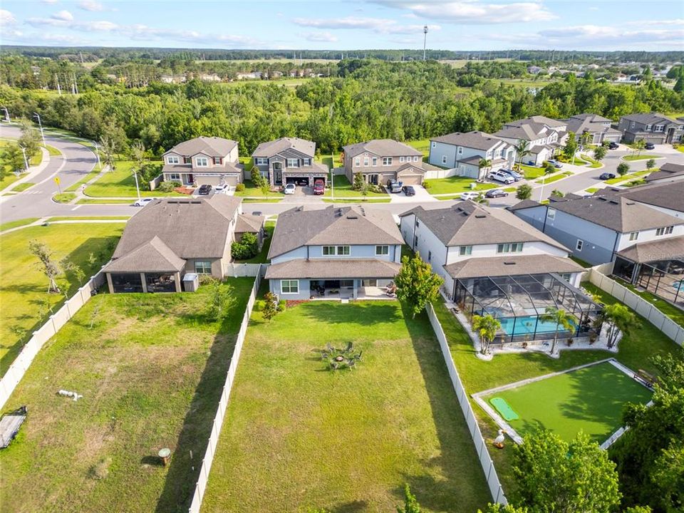 На продажу: $799,999 (6 спален, 3 ванн, 4190 Квадратных фут)