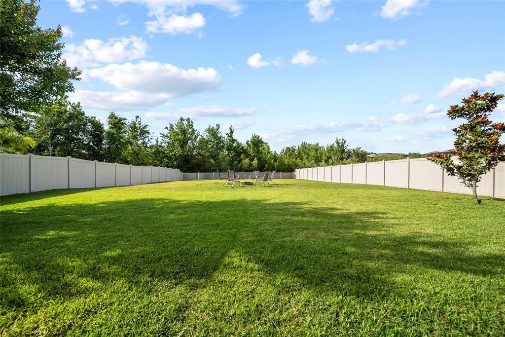 На продажу: $799,999 (6 спален, 3 ванн, 4190 Квадратных фут)