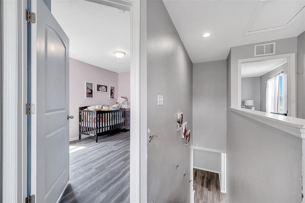 Под контрактом: $294,000 (3 спален, 2 ванн, 1681 Квадратных фут)