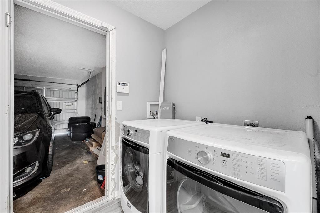 Под контрактом: $294,000 (3 спален, 2 ванн, 1681 Квадратных фут)