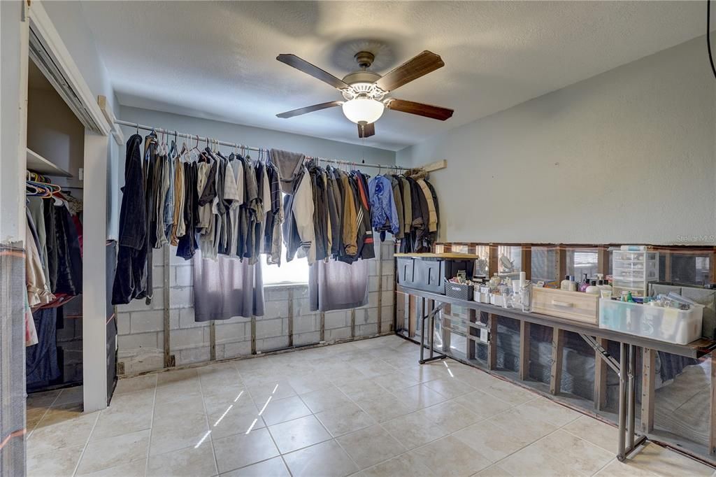 待售: $785,000 (4 贝兹, 0 浴室, 2992 平方英尺)