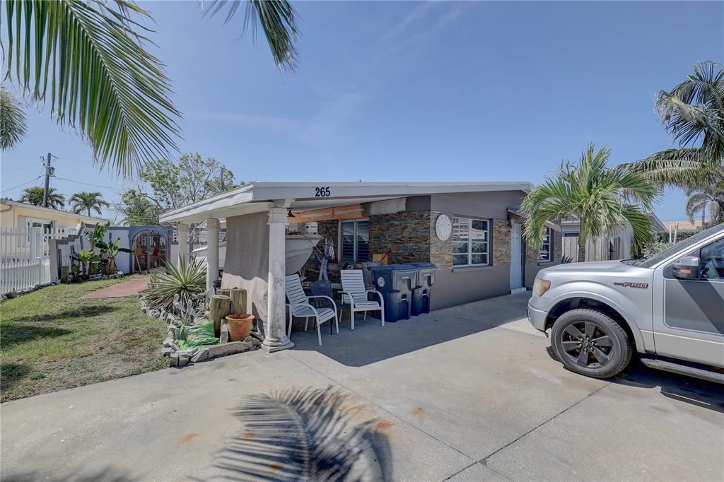 待售: $785,000 (4 贝兹, 0 浴室, 2992 平方英尺)