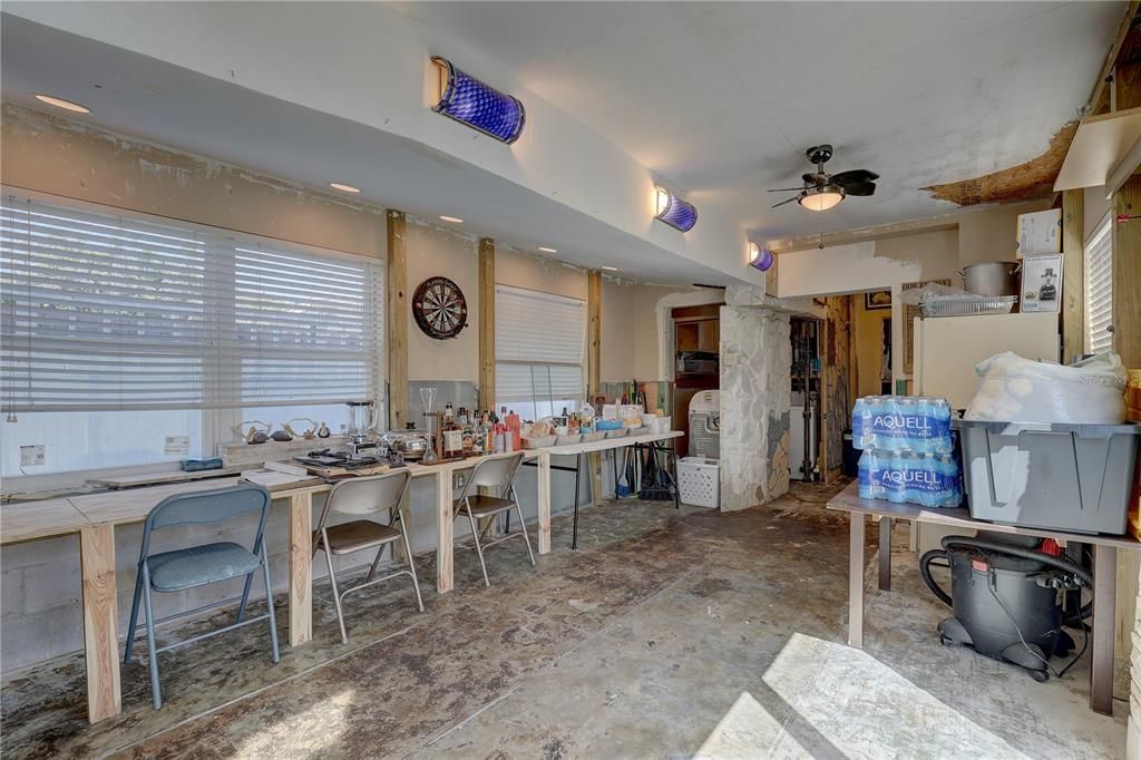 待售: $785,000 (4 贝兹, 0 浴室, 2992 平方英尺)