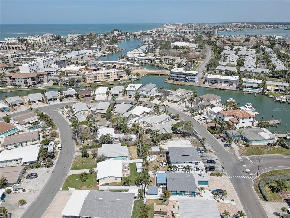 待售: $785,000 (4 贝兹, 0 浴室, 2992 平方英尺)