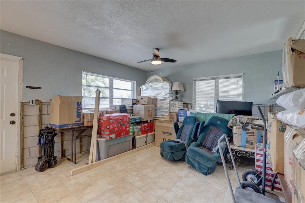 待售: $785,000 (4 贝兹, 0 浴室, 2992 平方英尺)