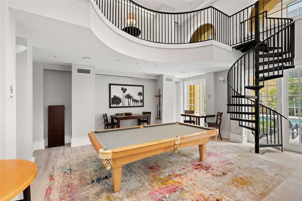 For Sale: $275,000 (2 beds, 2 baths, 1070 Square Feet)