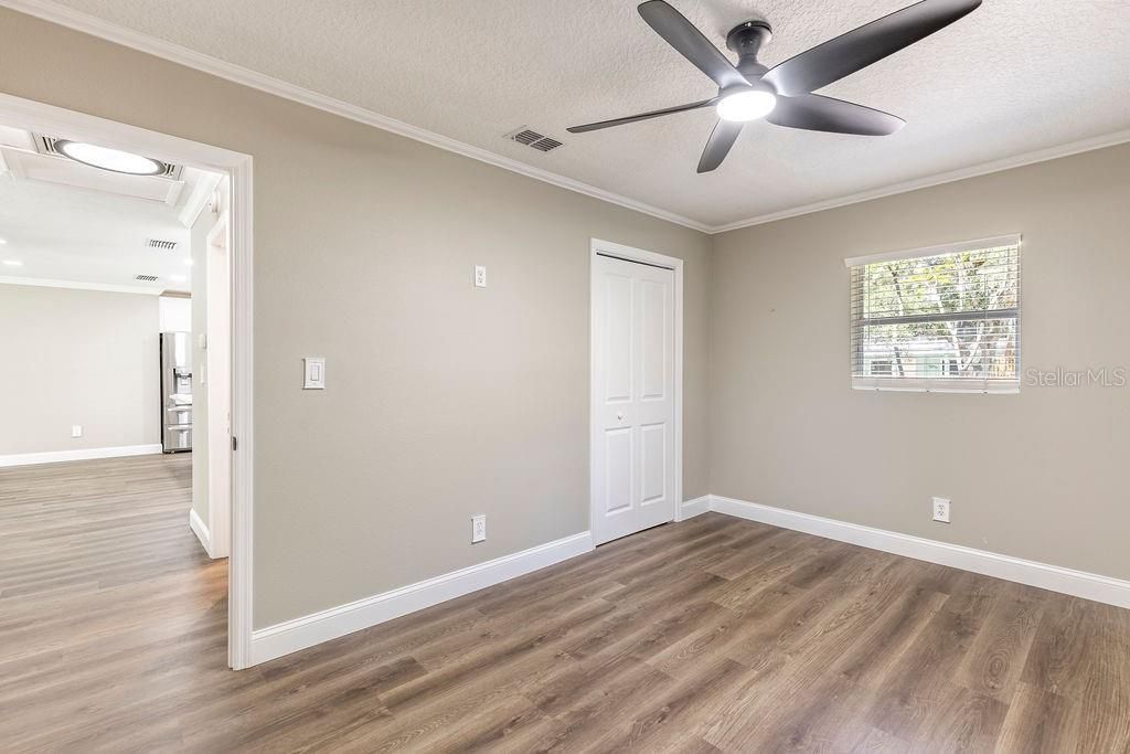 На продажу: $498,000 (3 спален, 2 ванн, 1322 Квадратных фут)