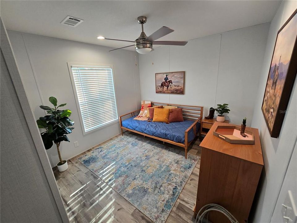 Active With Contract: $242,500 (3 beds, 2 baths, 1264 Square Feet)