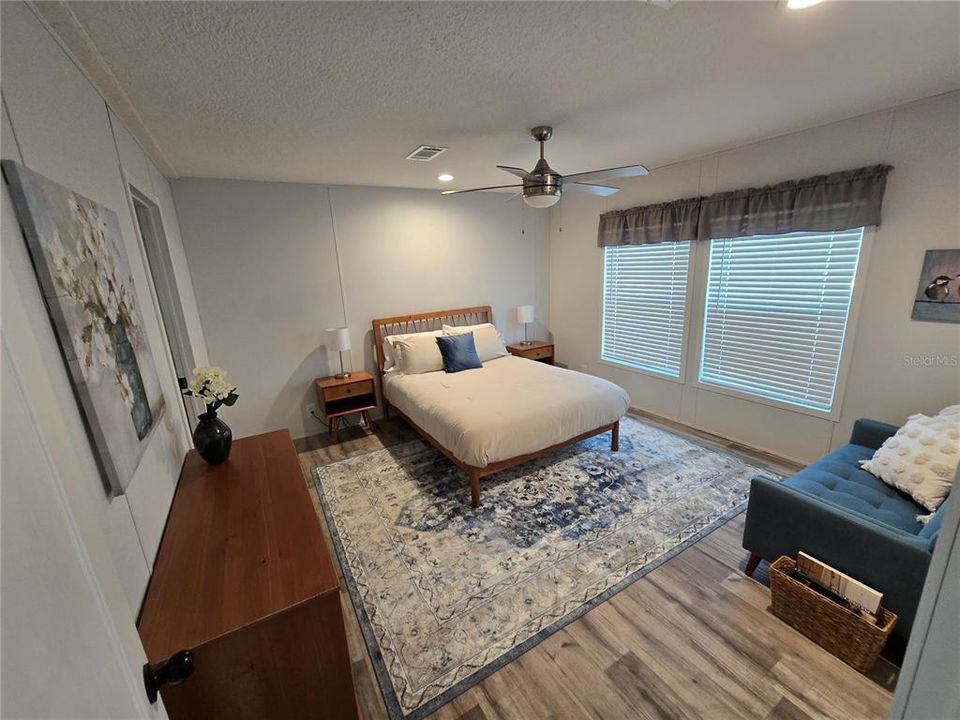 Active With Contract: $242,500 (3 beds, 2 baths, 1264 Square Feet)