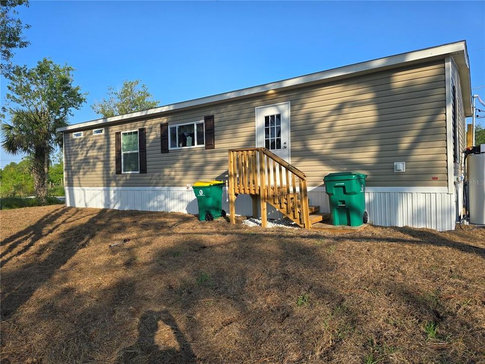 Active With Contract: $242,500 (3 beds, 2 baths, 1264 Square Feet)