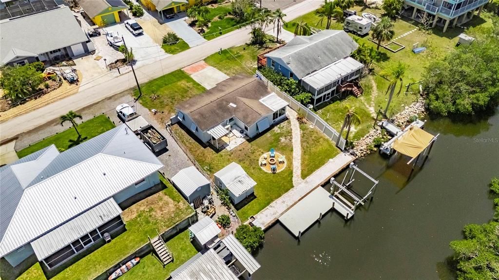 Active With Contract: $355,000 (3 beds, 1 baths, 1121 Square Feet)