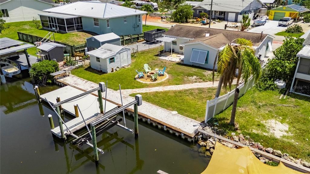 Active With Contract: $355,000 (3 beds, 1 baths, 1121 Square Feet)