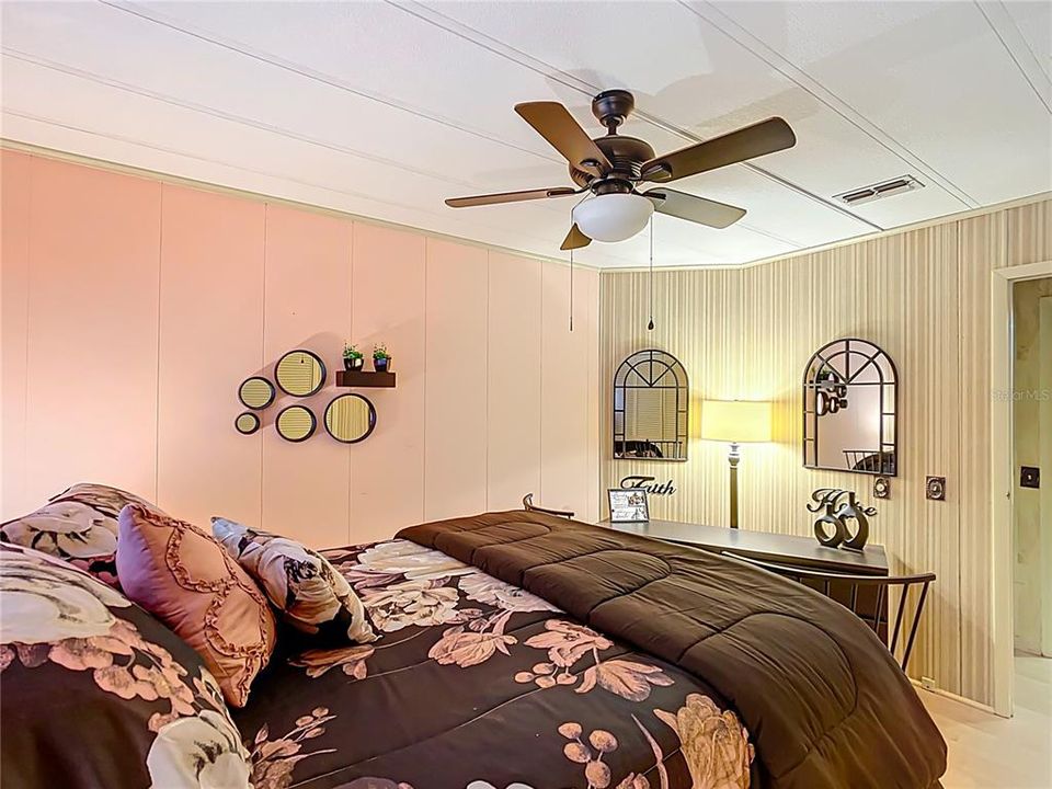 En Venta: $169,900 (2 camas, 2 baños, 1248 Pies cuadrados)