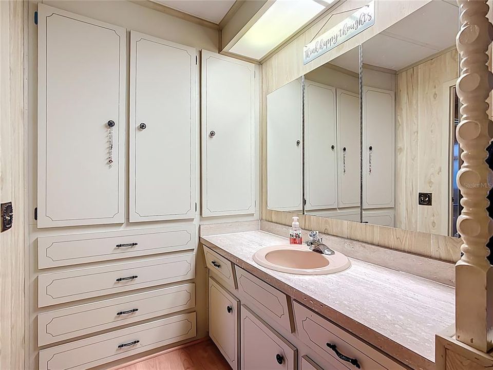 En Venta: $169,900 (2 camas, 2 baños, 1248 Pies cuadrados)