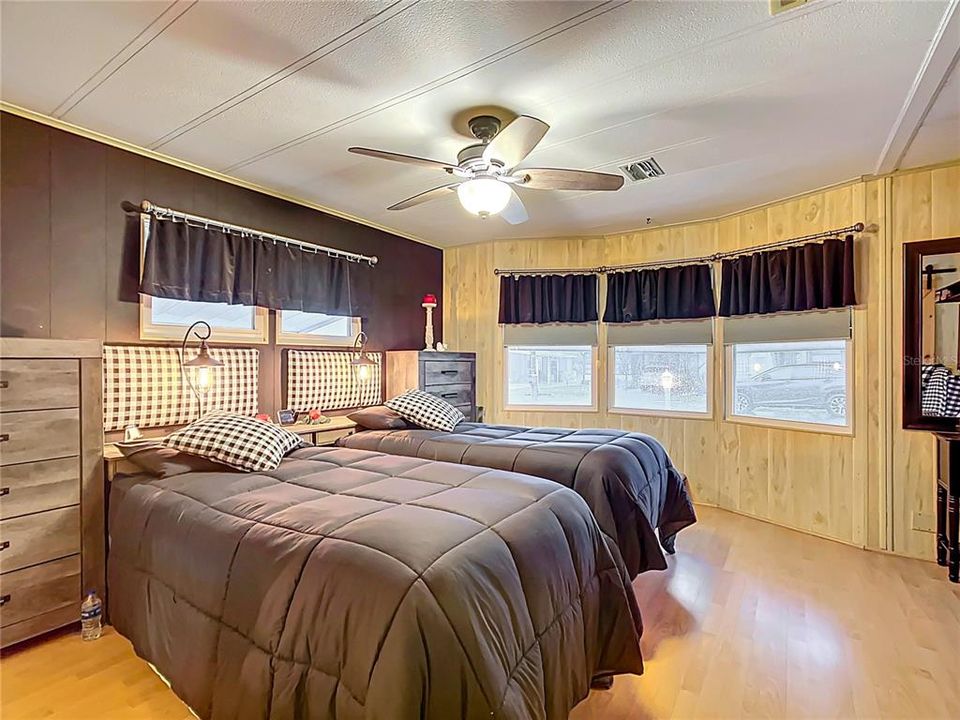 En Venta: $169,900 (2 camas, 2 baños, 1248 Pies cuadrados)