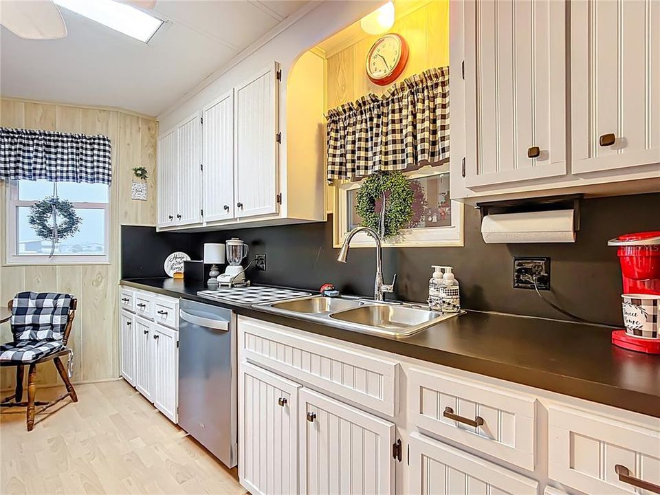 En Venta: $169,900 (2 camas, 2 baños, 1248 Pies cuadrados)