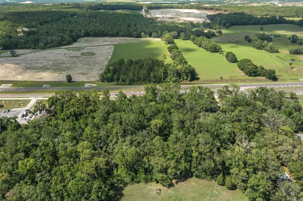 En Venta: $750,000 (2.20 acres)