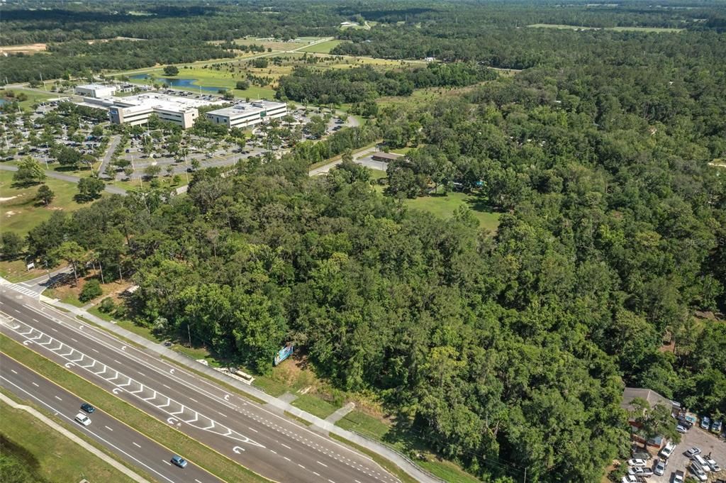 En Venta: $750,000 (2.20 acres)