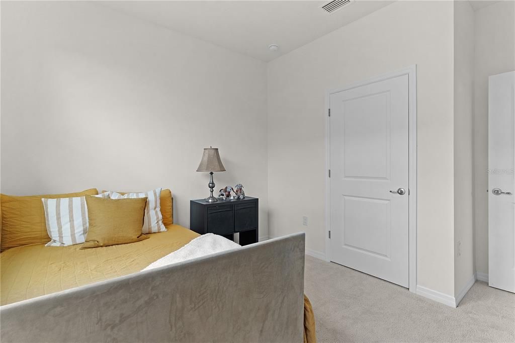 For Sale: $340,000 (3 beds, 2 baths, 1810 Square Feet)