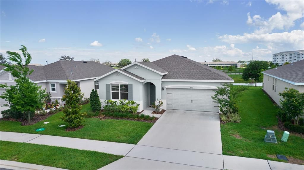 For Sale: $340,000 (3 beds, 2 baths, 1810 Square Feet)