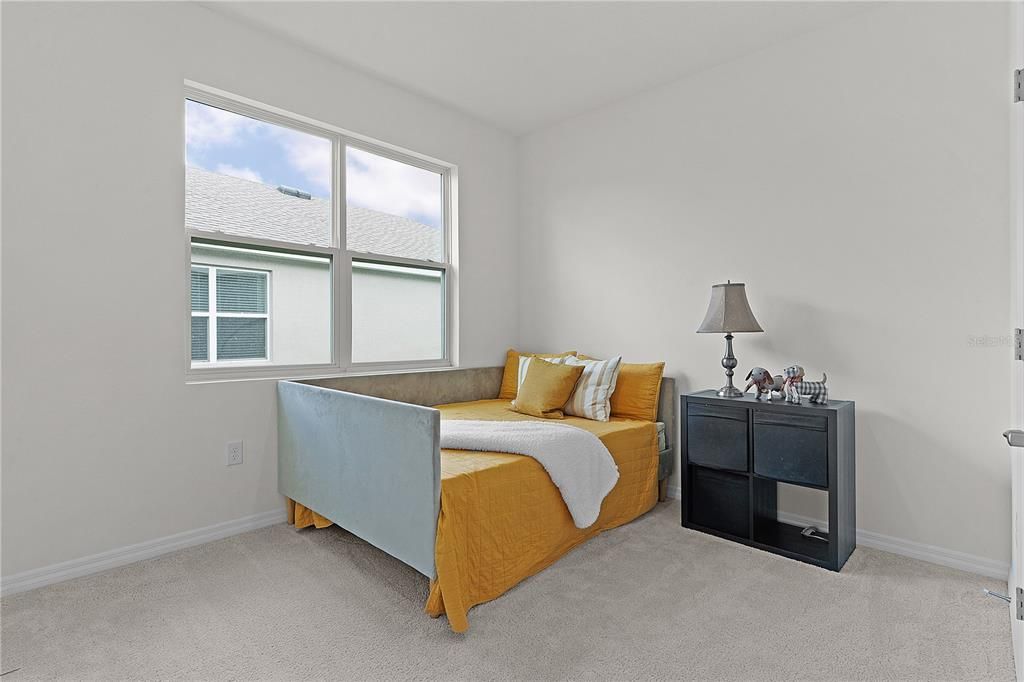 For Sale: $340,000 (3 beds, 2 baths, 1810 Square Feet)