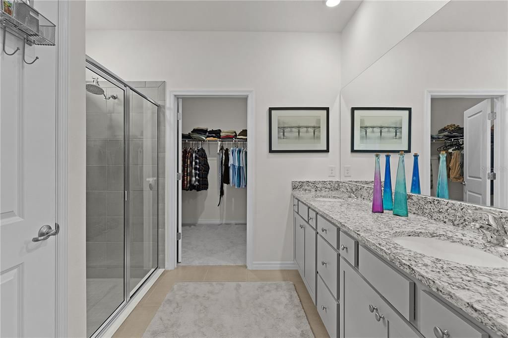 For Sale: $340,000 (3 beds, 2 baths, 1810 Square Feet)