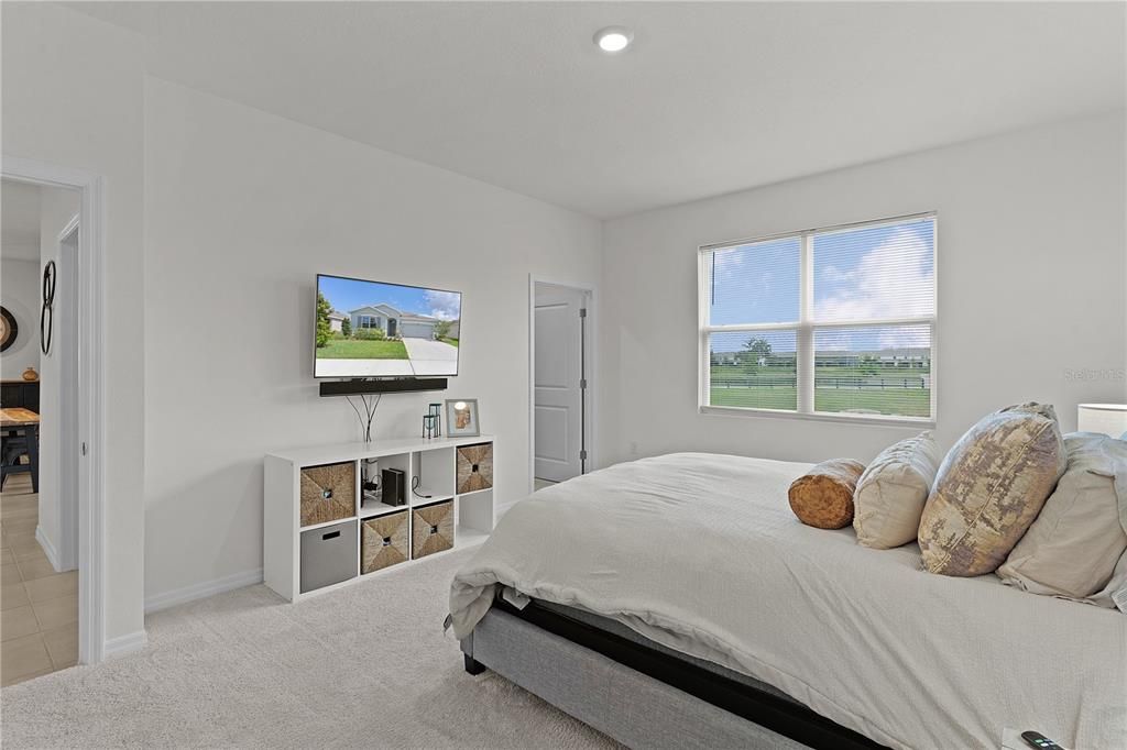 For Sale: $340,000 (3 beds, 2 baths, 1810 Square Feet)