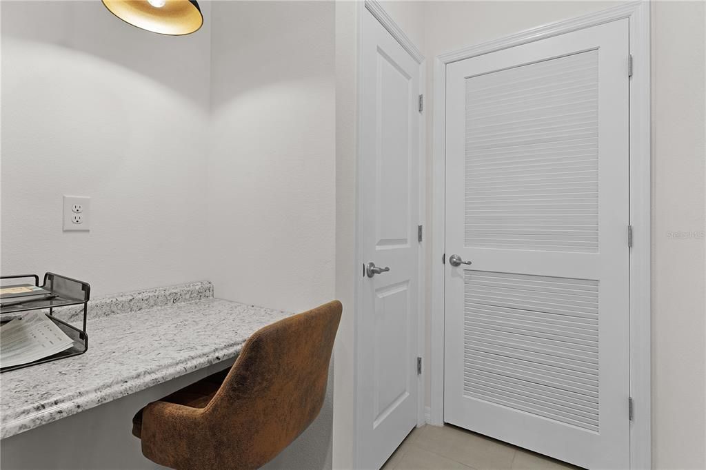 For Sale: $340,000 (3 beds, 2 baths, 1810 Square Feet)