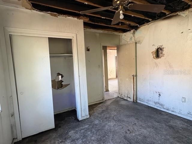 Active With Contract: $126,500 (3 beds, 1 baths, 979 Square Feet)