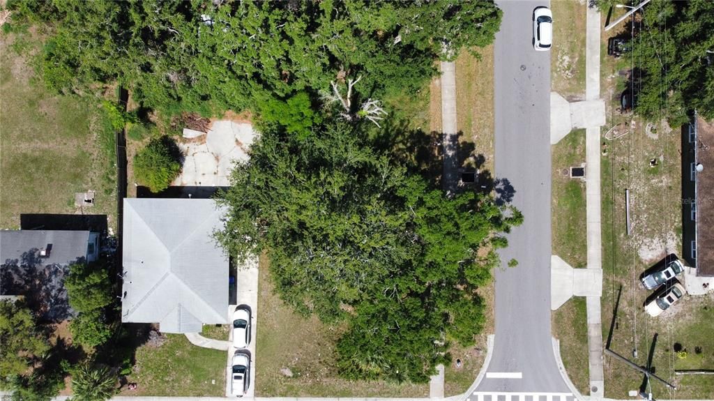 На продажу: $69,500 (0.19 acres)