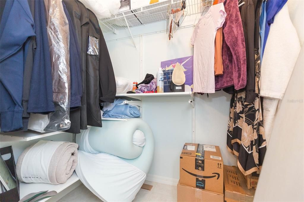 Active With Contract: $3,375 (2 beds, 2 baths, 1068 Square Feet)