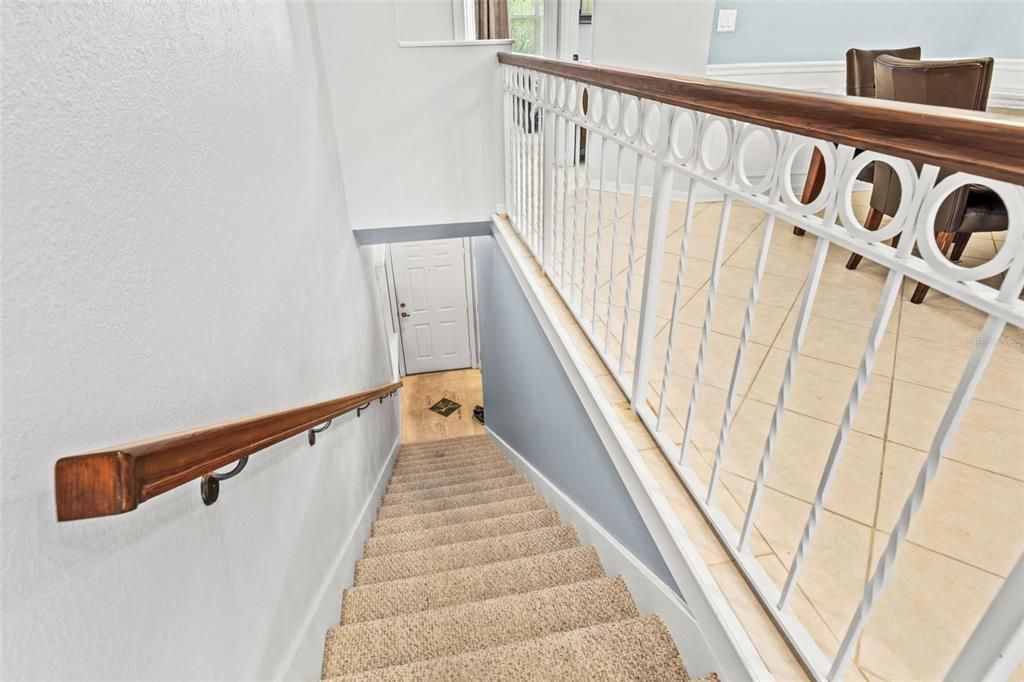 Active With Contract: $3,375 (2 beds, 2 baths, 1068 Square Feet)