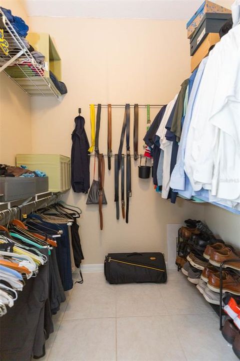 Active With Contract: $3,375 (2 beds, 2 baths, 1068 Square Feet)