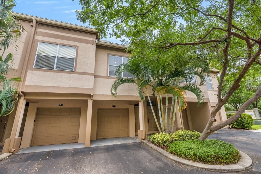 Active With Contract: $3,375 (2 beds, 2 baths, 1068 Square Feet)