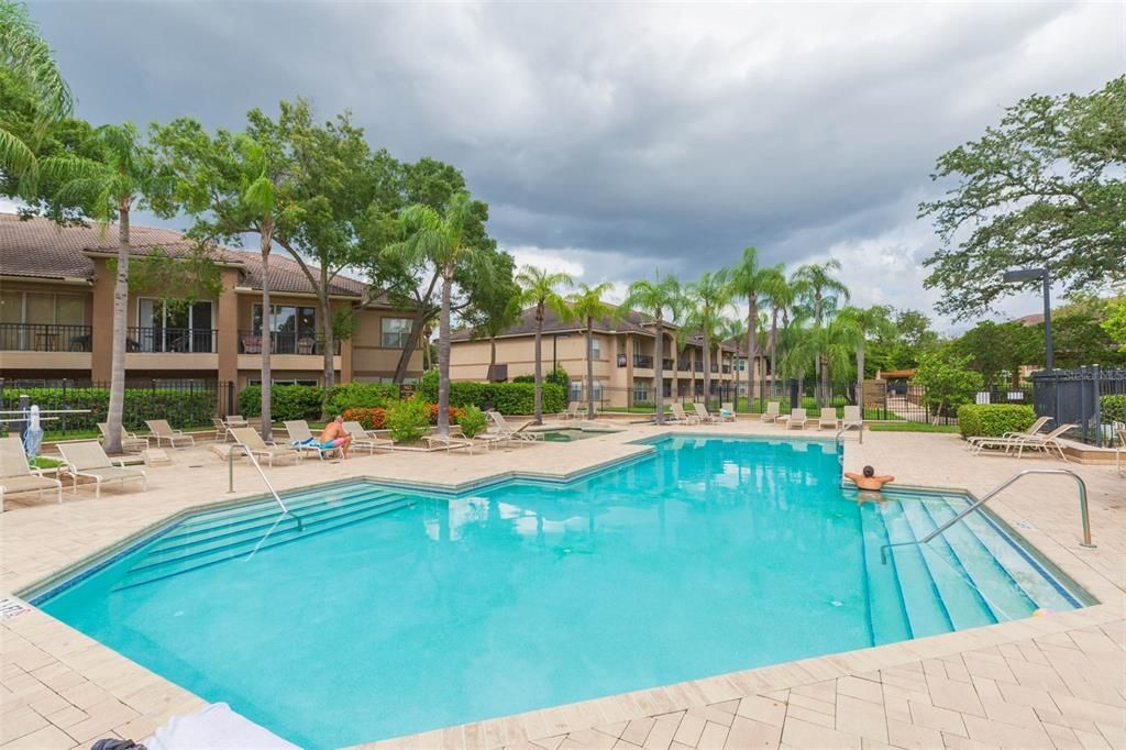 Active With Contract: $3,375 (2 beds, 2 baths, 1068 Square Feet)